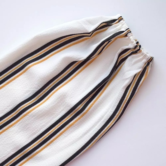 Soft Ruffle Blouse - Picture 5 of 7